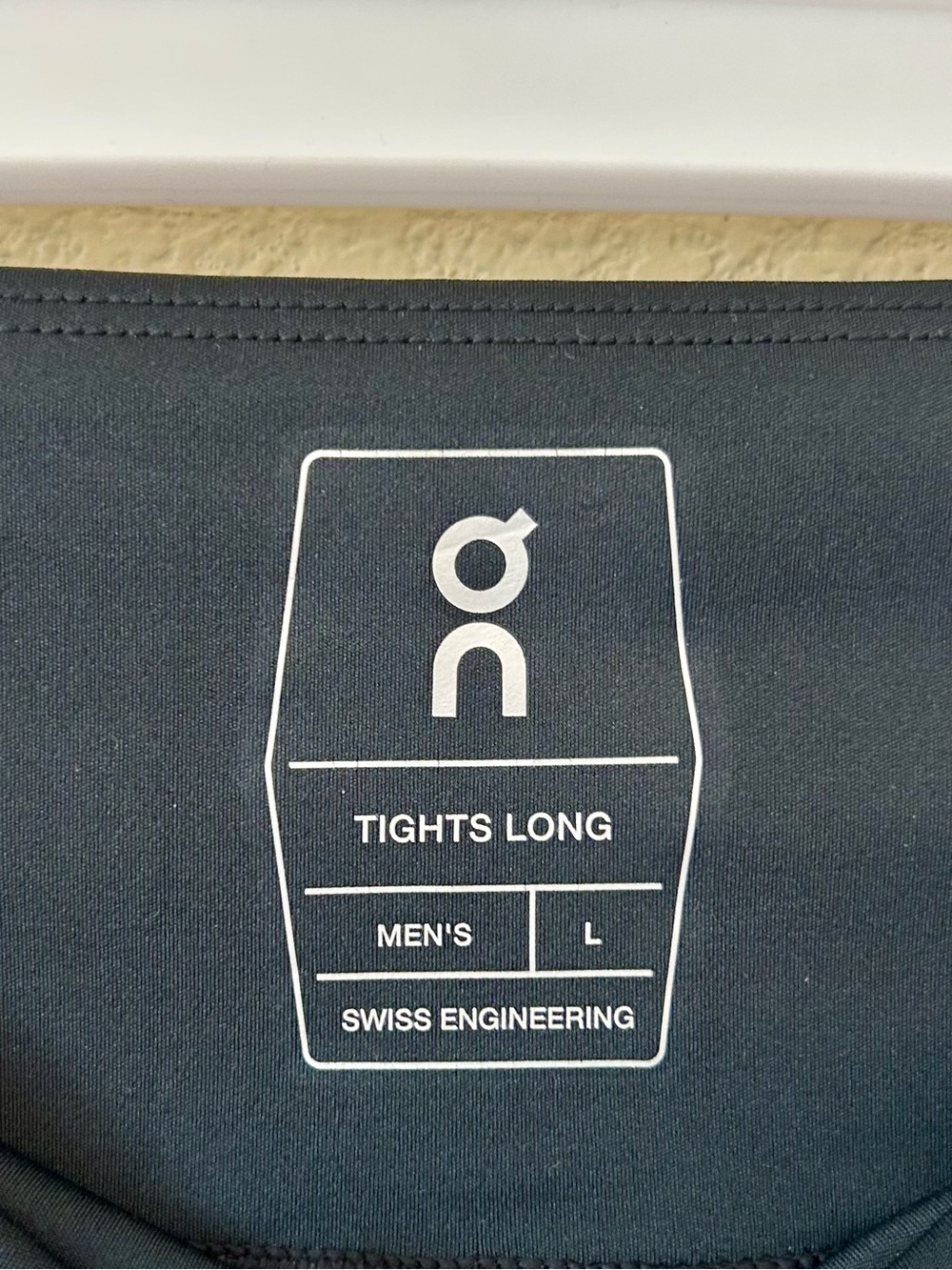 On Running Black Long Men's Tights - Swiss Engineering Size L Long Oncloud Gym - Picture 6 of 10
